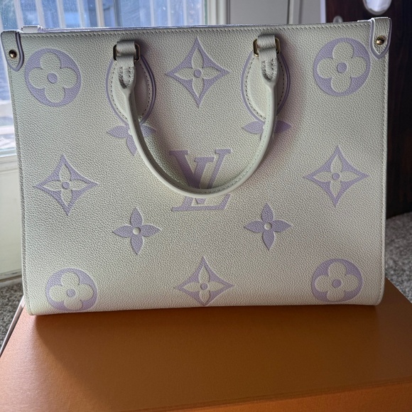 Empreinte Monogram Giant Onthego MM Latte Bubble Tea - Picture 1 of 13